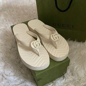 Gucci Thong Sandals